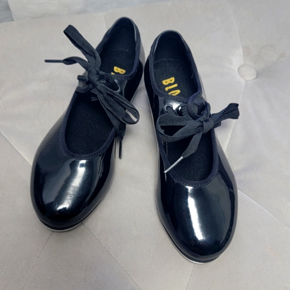 BLOCH dance shoes
